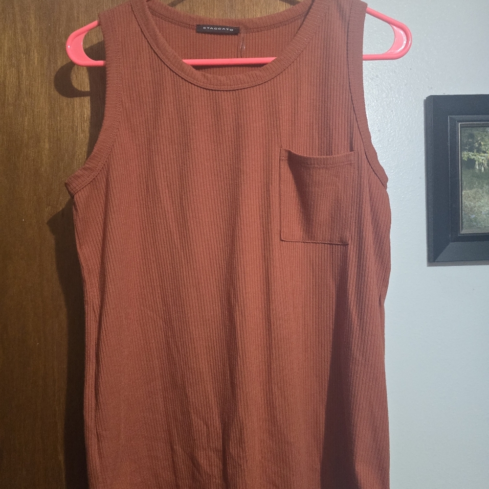 Staccato Women's Rust Tank Top